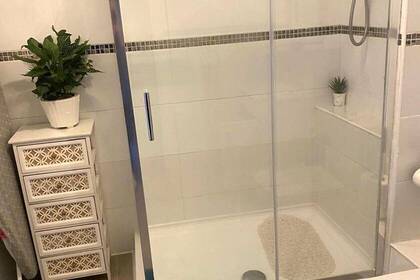 Dusche in einer Gastfamilien-Unterkunft in Irland