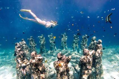 Bali - Schnorcheln Gili-Statuen