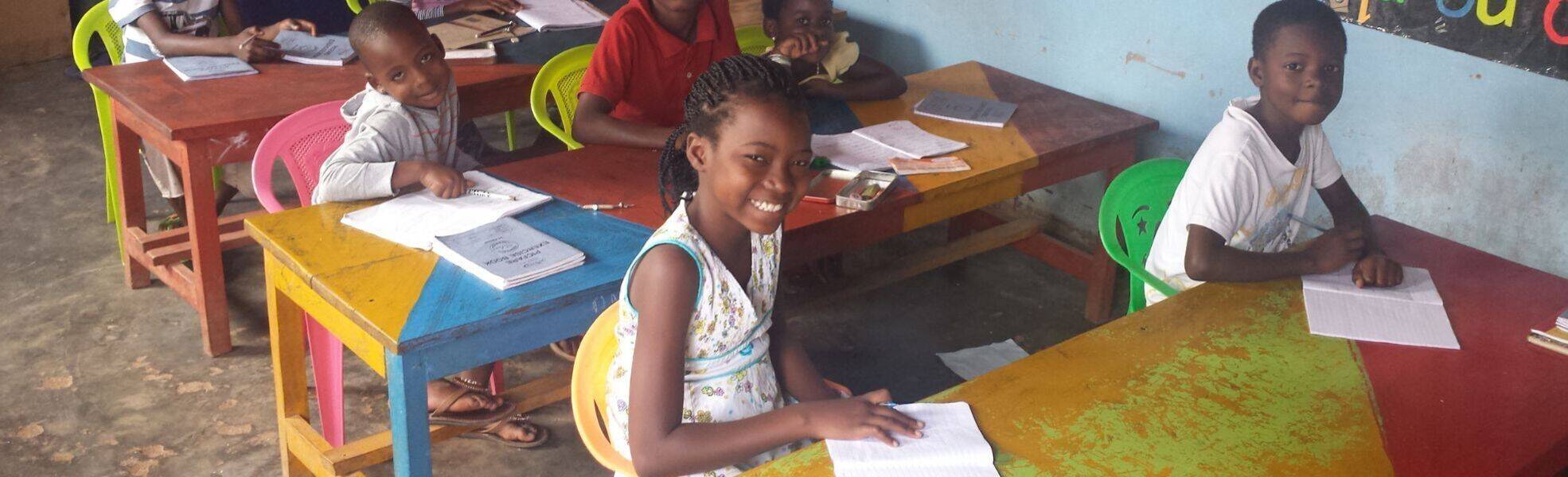 Freiwilligenarbeit in der Kinderkrippe in Uganda