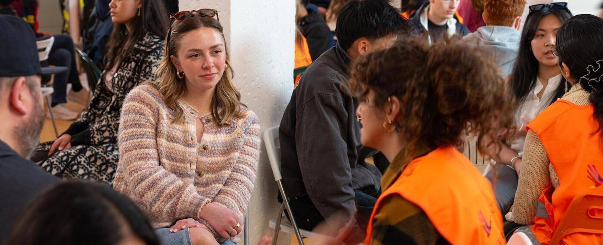 Freiwilligenarbeit Community Building Barcelona