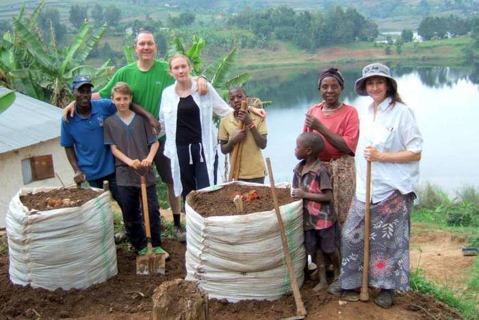 Freiwilligenarbeit auf einer Farm in Uganda