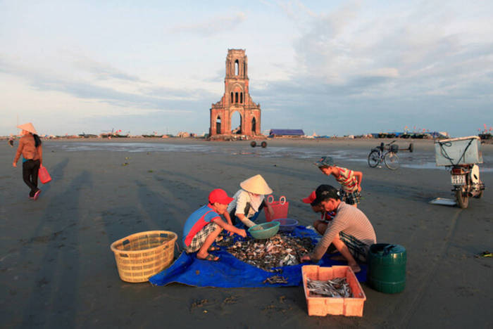Unterstütze im Tourismus in Vietnam