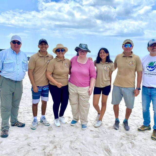 Portrait Team auf den Galápagos-Inseln